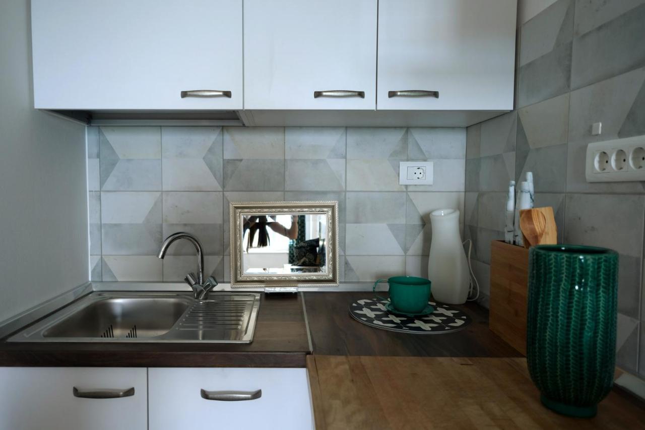 Seaview Apartment Tribunj  Bagian luar foto