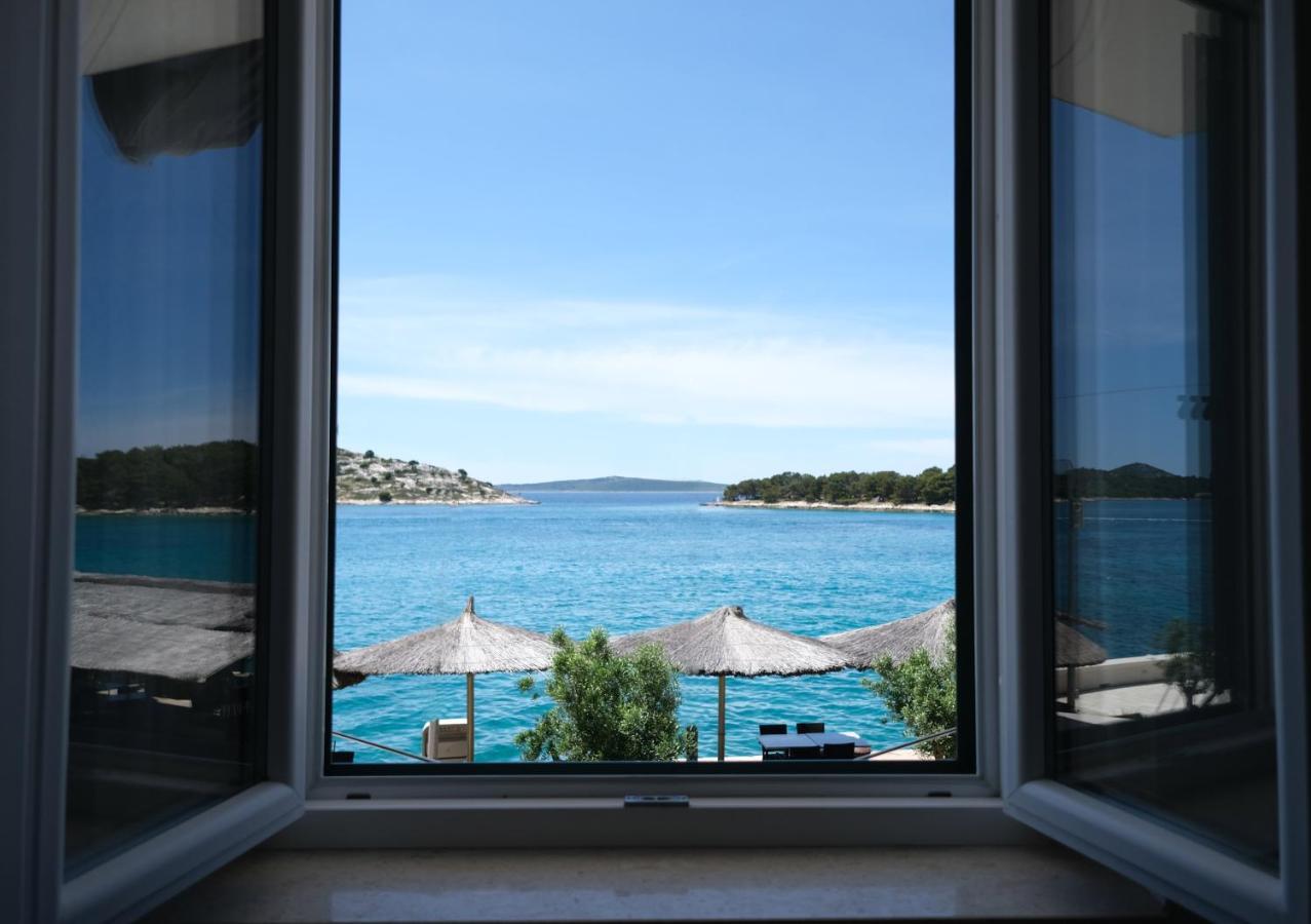 Seaview Apartment Tribunj  Bagian luar foto